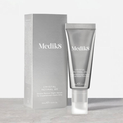 MEDIK8 CRYSTAL RETINAL 20 Stabilne serum na noc o najwyższej mocy z aldehydem retinowym 30ml