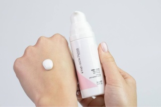 Diego dalla Palma Calming Set ZESTAW Krem wyrównujący koloryt 50 ml + Łagodzące serum przeciw zaczerwienieniu 30 ml