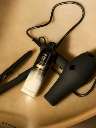 Oribe Gold Lust Dry Heat Protection Spray Spray ochronno regenerujący do stylizacji włosów 250 ml