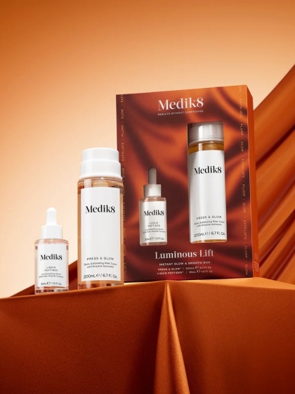 Medik8 Luminous Lift ZESTAW Liquid Peptides 30 ml + Press&Glow Tonic 150 ml