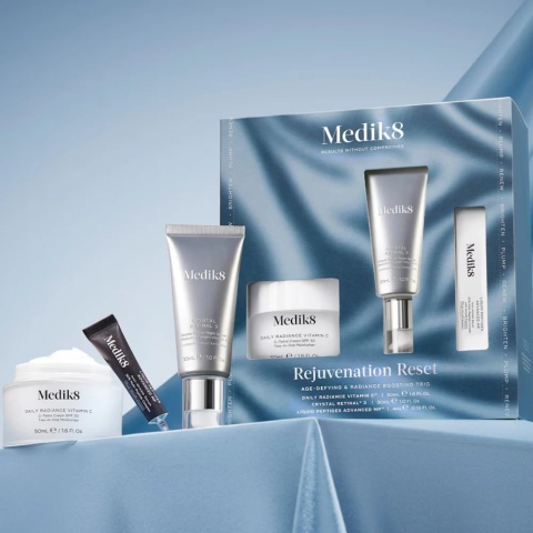 Medik8 Rejuvenation Reset ZESTAW Daily Radiance Vitamin C 50 ml + Crystal Retinal 3 30ml + Peptydowe serum 5 ml