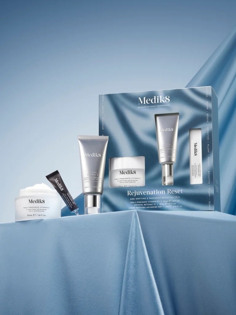 Medik8 Rejuvenation Reset ZESTAW Daily Radiance Vitamin C 50 ml + Crystal Retinal 3 30ml + Peptydowe serum 5 ml