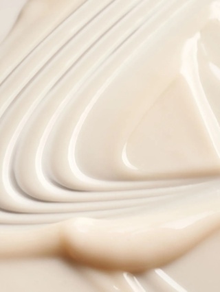 Oribe Serene Scalp Densifying Conditioner Odżywka zagęszczająca i wzmacniająca włosy, redukująca ich wypadanie 200 ml