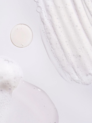 Oribe Serene Scalp Oil Control Shampoo Szampon do przetłuszczającej się skóry głowy 250 ml