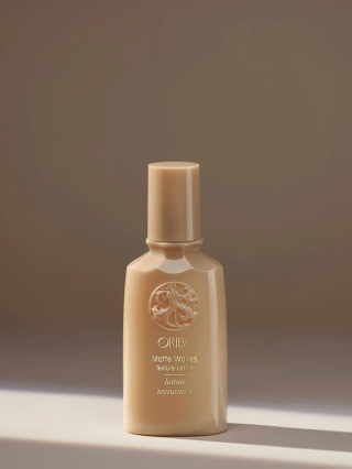 Oribe Signature Matte Waves Texture Lotion Teksturyzujacy balsam do włosów dający efekt fal 100 ml