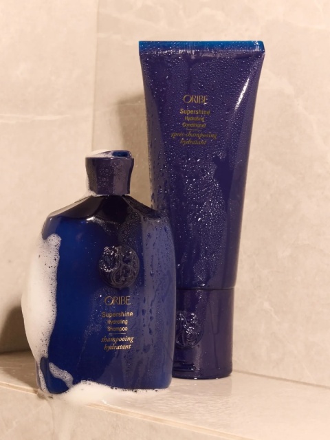 Oribe Supershine Hydrating Shampoo Rozświetlający szampon do włosów 250 ml