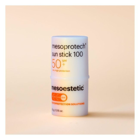 Mesoestetic Mesoprotech Sun Stick 100 Sztyfy punktowy z wysoką ochroną przeciwsłoneczną 4,5 g