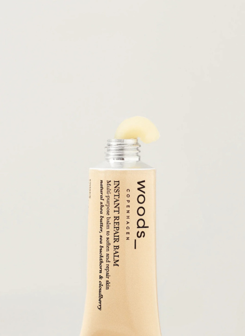 WOODS_COPENHAGEN Instant Repair Balm Intensywnie regenerujący balsam z masłem shea, rokitnikiem i olejem z maliny moroszki 15 ml