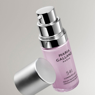 Maria Galland Harmonizing Serum (541) Rozświetlające serum przeciw przebarwieniom 30 ml