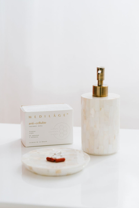 Medilage anti-cellulite - kuracja miesięczna Medilage anti-cellulite - kuracja miesięczna